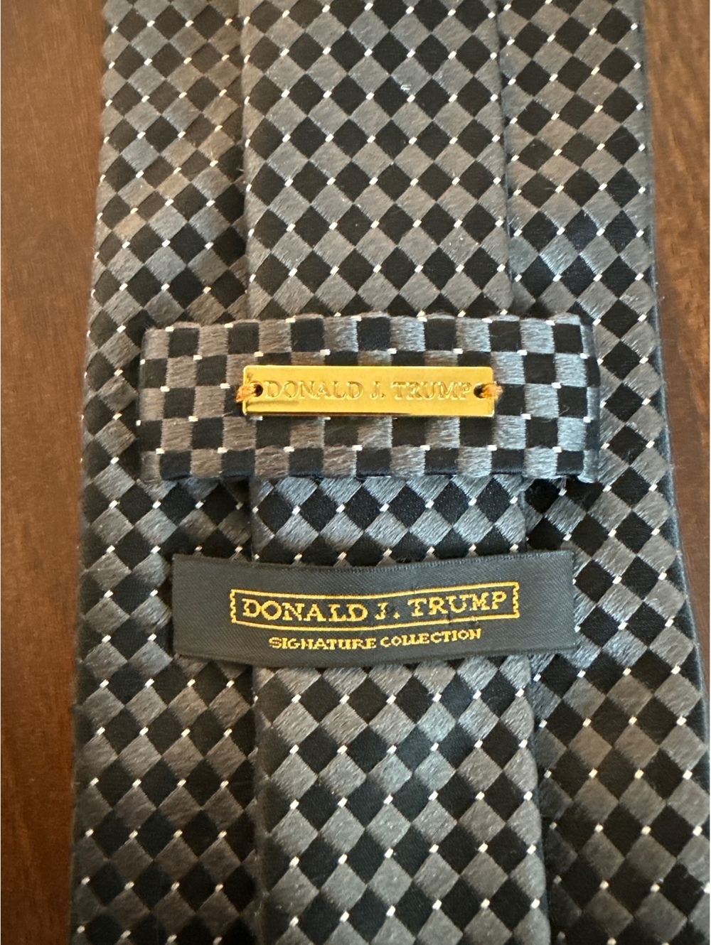 Donald J. Trump Signature Collection Men's Silk Tie Black and Gray Checkered